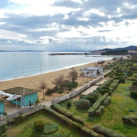 Vintage Vue Avec Acces Direct - 4 Couchages, Parking, - Fr-1-251-290 * Le Lavandou